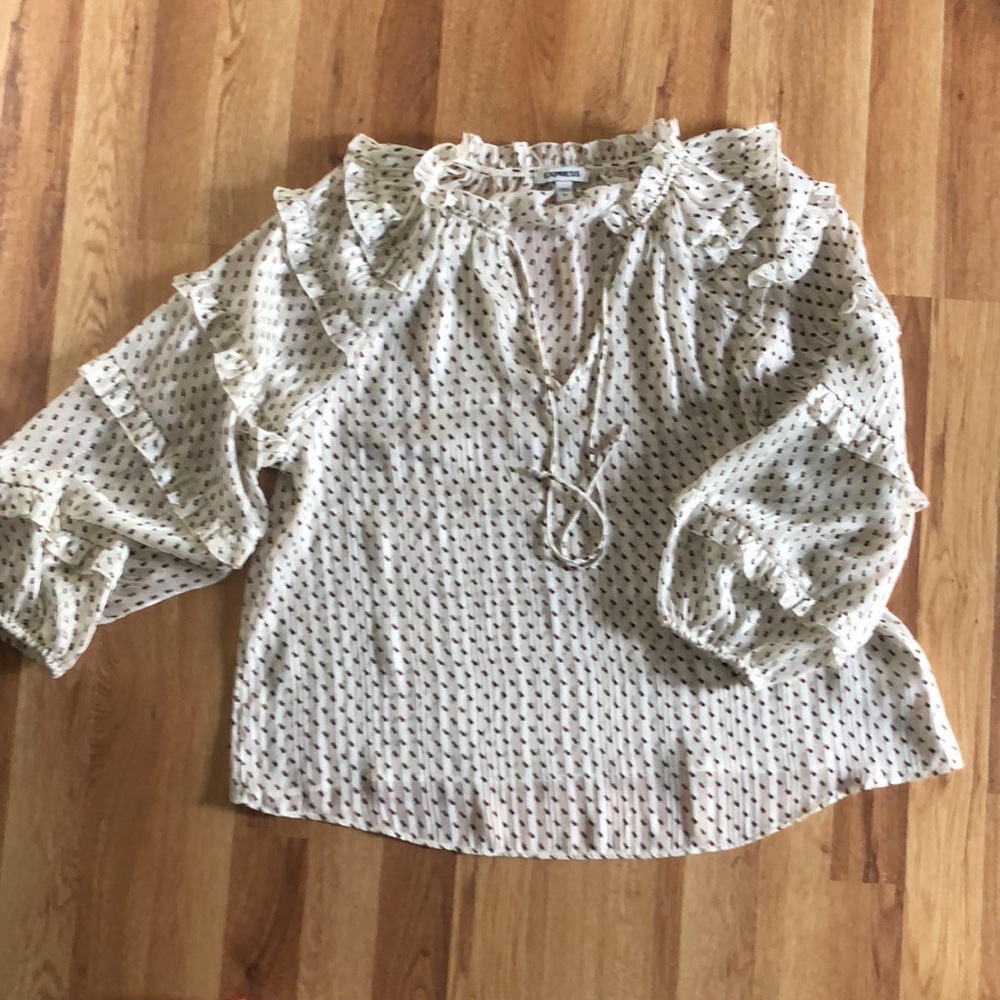 NWOT Printed Express Blouse - Picture 2 of 6